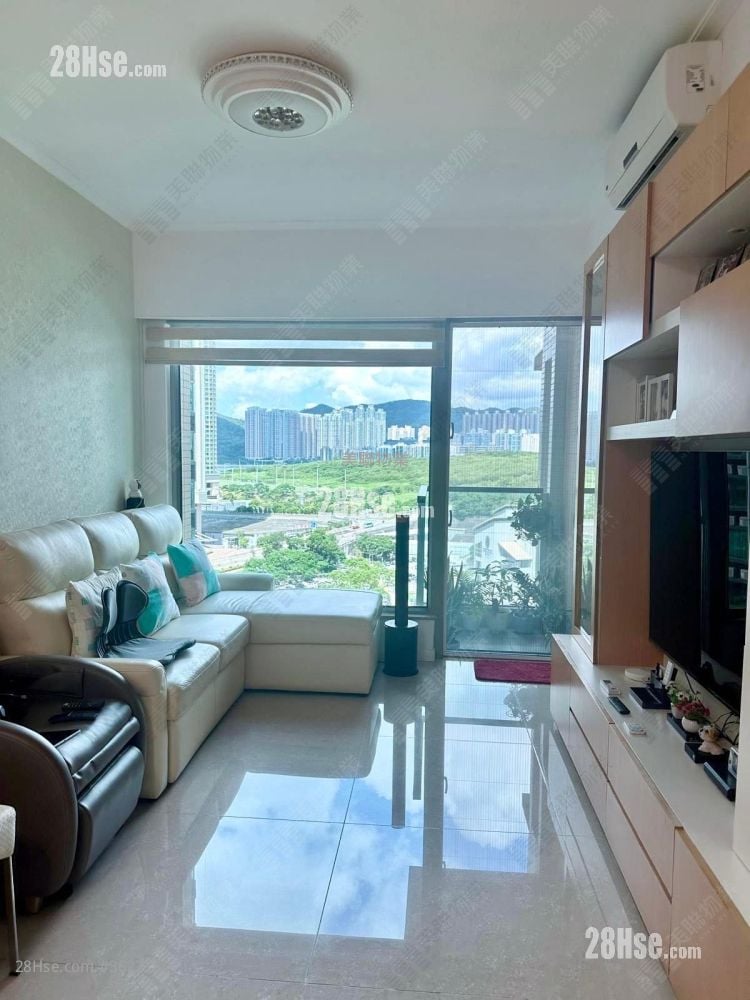 峻滢 售盘 3 房 750 平方尺 ( 69.7 平方米 )