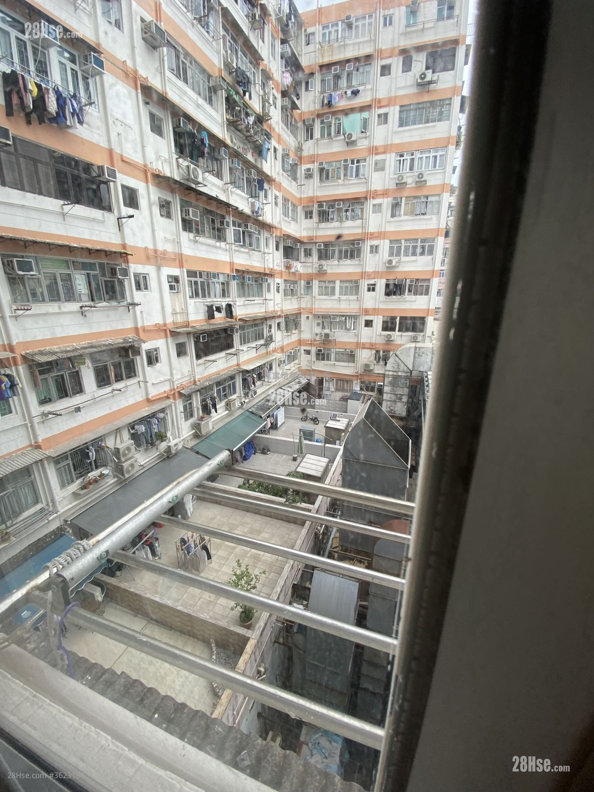 鸿裕大厦 租盘 3 房 , 1 浴室 448 平方尺 ( 41.6 平方米 ) 鸿裕大厦 租盘 3 房 , 1 浴室 448 平方尺 ( 41.6 平方米 )