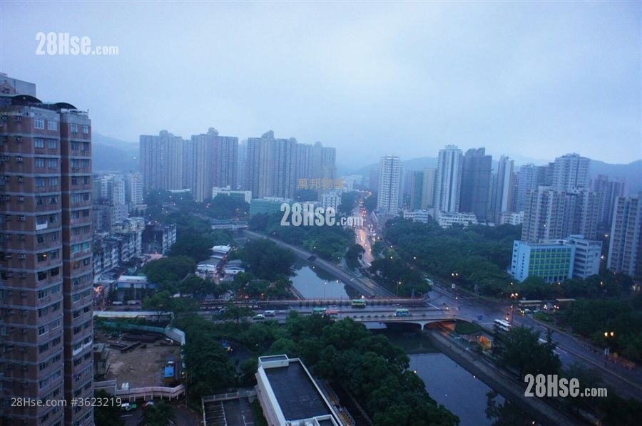 Tai Po Centre Rental 2 Bedrooms , 1 Bathroom 315 ft² ( 29.3 m² )