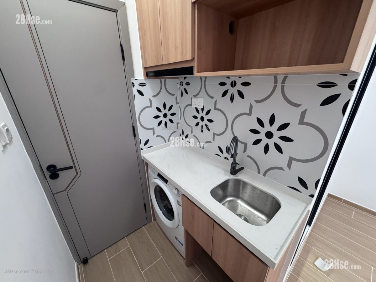 Tenement House Rental 1 Bedroom , 1 Bathroom 130 ft² ( 12.1 m² ) Tenement House Rental 1 Bedroom , 1 Bathroom 130 ft² ( 12.1 m² )