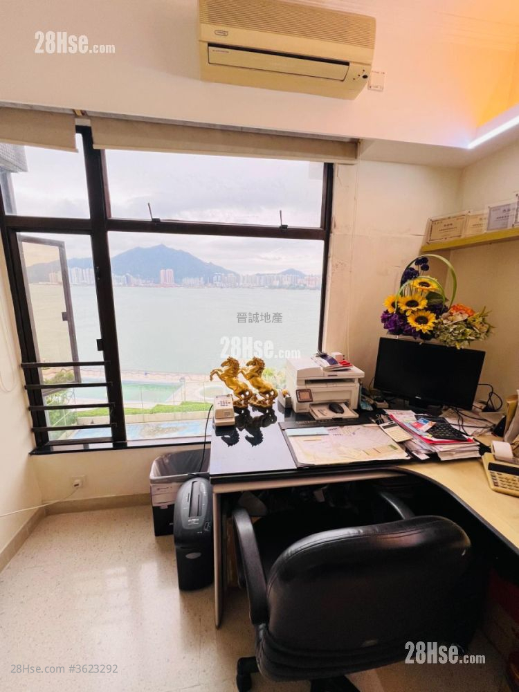 龙珠岛花园 售盘 3 房 , 2 浴室 753 平方尺 ( 70.0 平方米 ) 龙珠岛花园 售盘 3 房 , 2 浴室 753 平方尺 ( 70.0 平方米 )