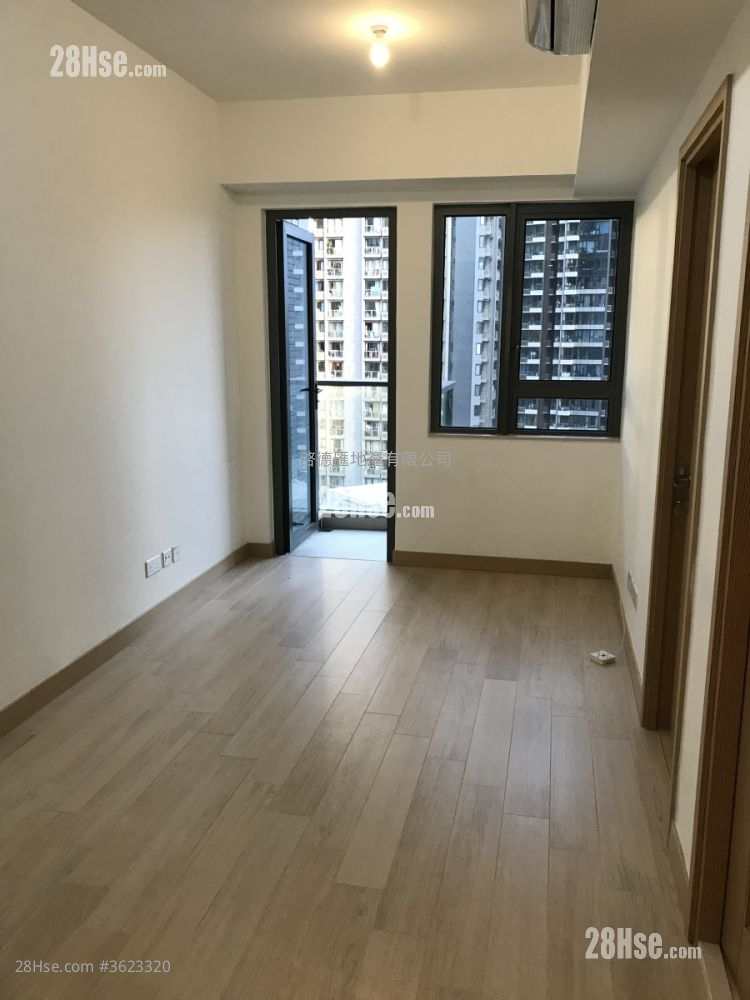 天寰 租盘 1 房 335 平方尺 ( 31.1 平方米 ) 天寰 租盘 1 房 335 平方尺 ( 31.1 平方米 )