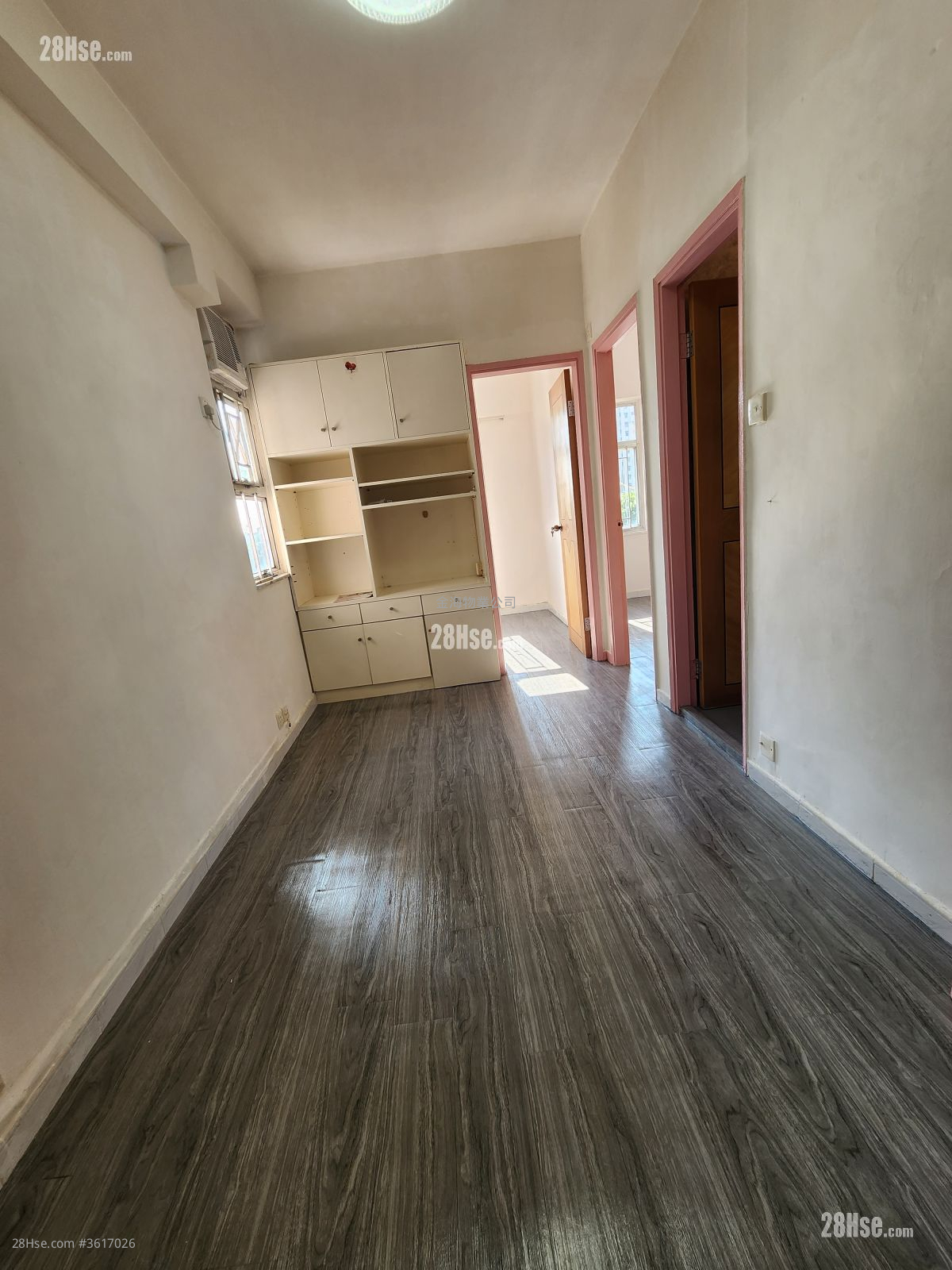 德喜大厦 租盘 2 房 , 1 浴室 296 平方尺 ( 27.5 平方米 )