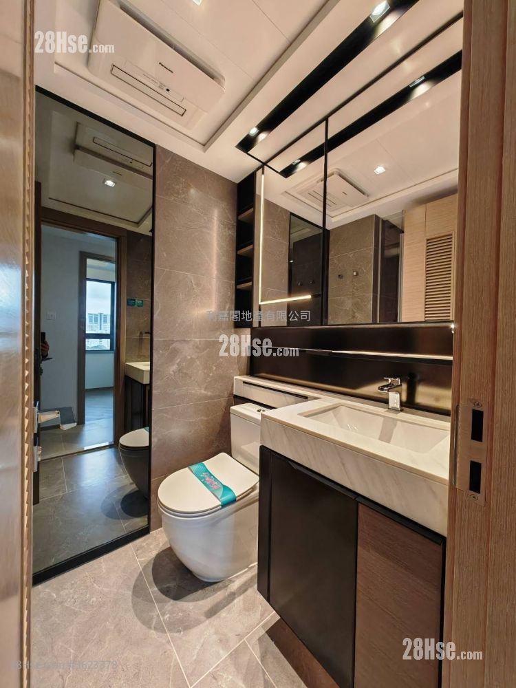 The YOHO Hub 售盘 3 房 , 2 浴室 538 平方尺 ( 50.0 平方米 ) The YOHO Hub 售盘 3 房 , 2 浴室 538 平方尺 ( 50.0 平方米 )