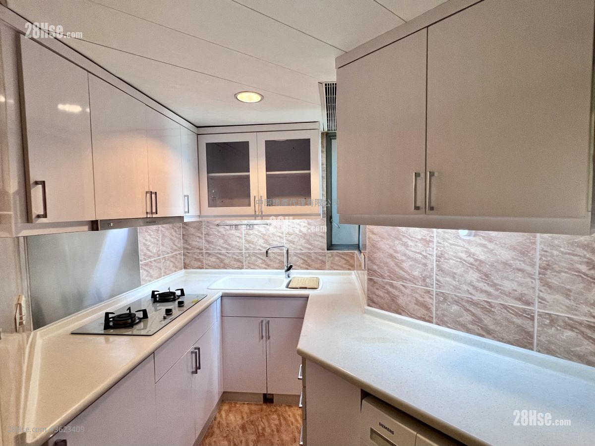 Tierra Verde Sell 3 Bedrooms 670 ft² ( 62.2 m² ) Tierra Verde Sell 3 Bedrooms 670 ft² ( 62.2 m² )