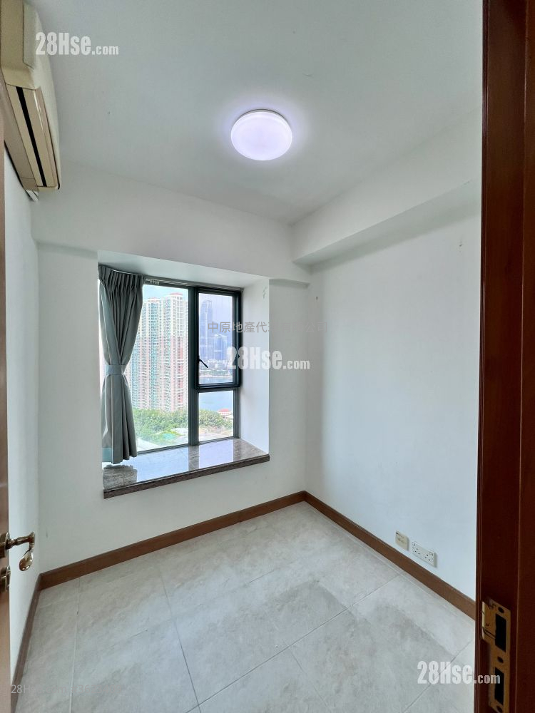 Tierra Verde Sell 3 Bedrooms 670 ft² ( 62.2 m² ) Tierra Verde Sell 3 Bedrooms 670 ft² ( 62.2 m² )