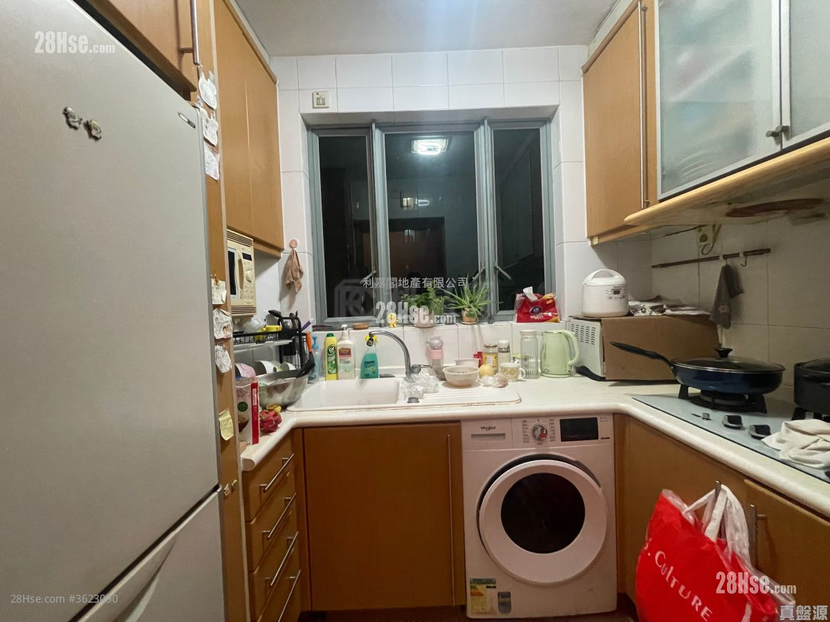 Ocean Shores Sell 2 Bedrooms 504 ft² ( 46.8 m² ) Ocean Shores Sell 2 Bedrooms 504 ft² ( 46.8 m² )