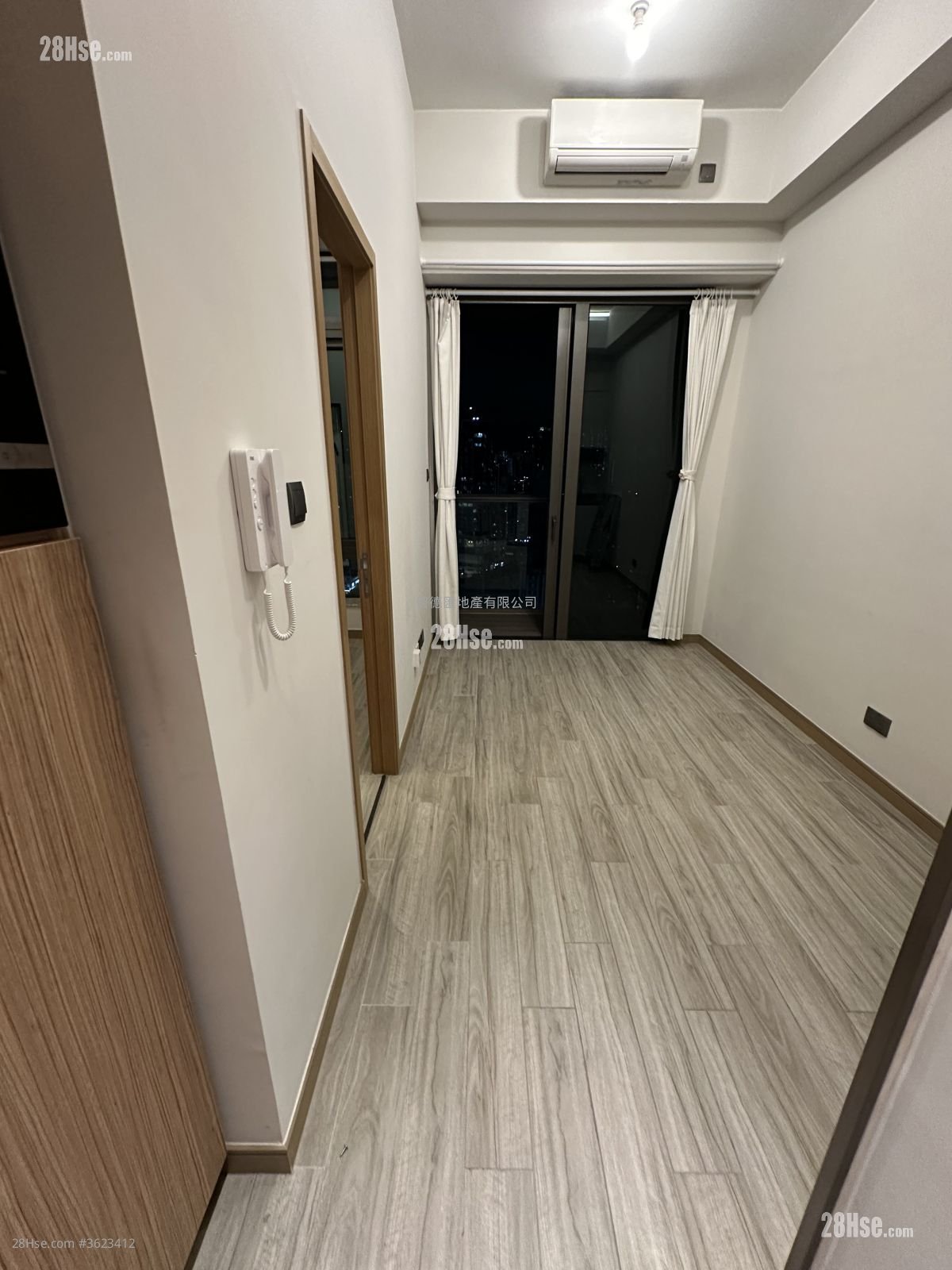 The Vantage Rental 1 Bedroom 269 ft² ( 25.0 m² )