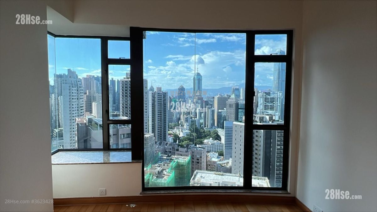 宝云山庄 售盘 1,266 平方尺 ( 117.6 平方米 )