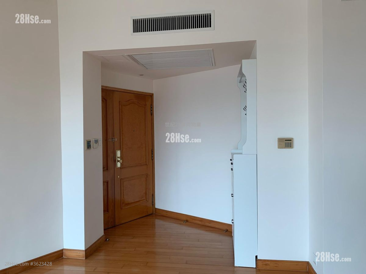 宝云山庄 售盘 1,266 平方尺 ( 117.6 平方米 ) 宝云山庄 售盘 1,266 平方尺 ( 117.6 平方米 )