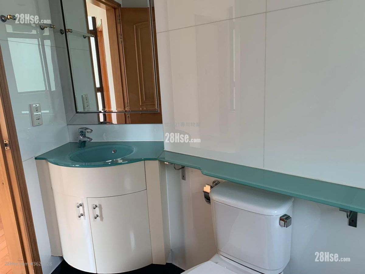 宝云山庄 售盘 1,266 平方尺 ( 117.6 平方米 ) 宝云山庄 售盘 1,266 平方尺 ( 117.6 平方米 )