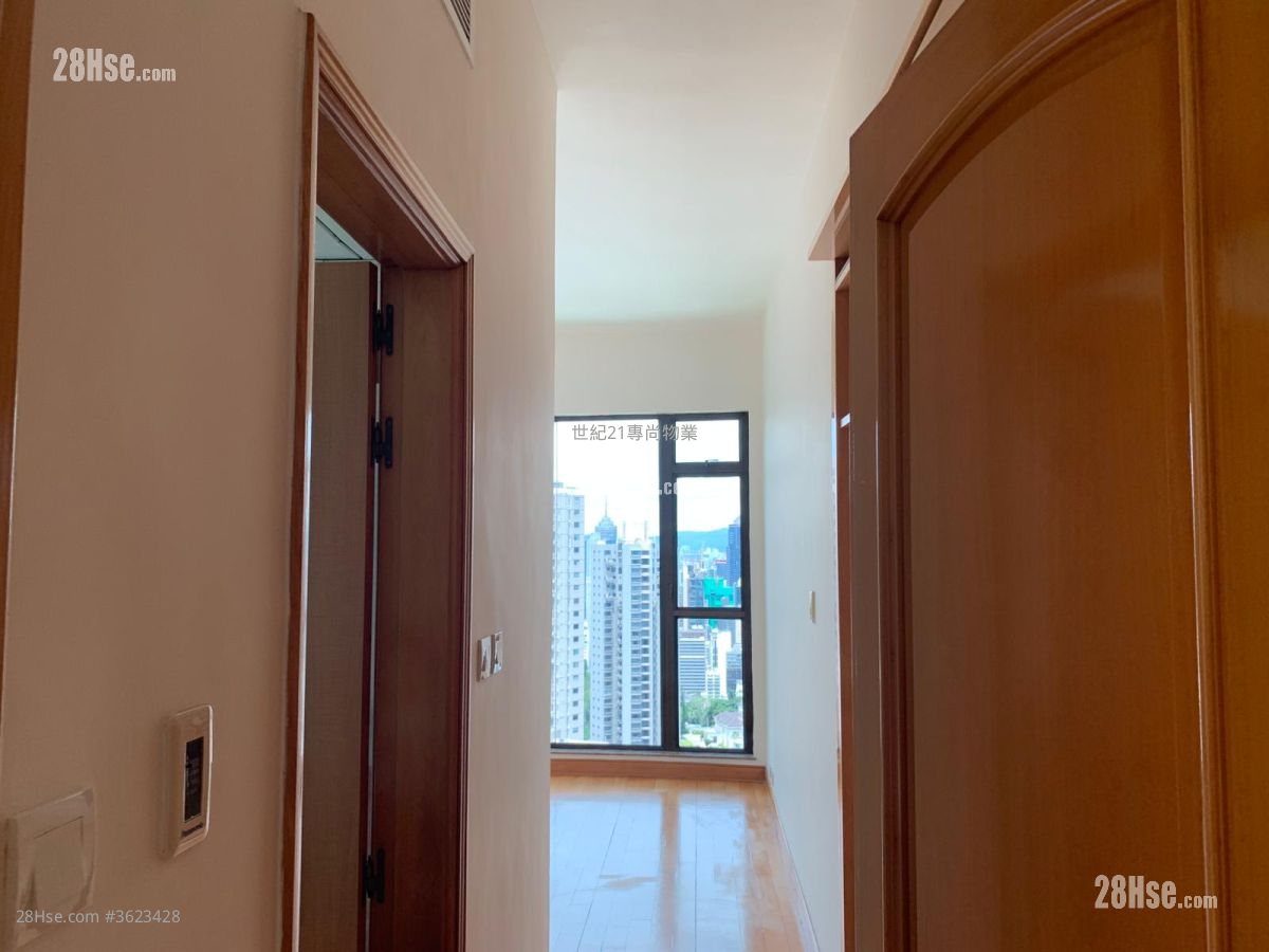 宝云山庄 售盘 1,266 平方尺 ( 117.6 平方米 ) 宝云山庄 售盘 1,266 平方尺 ( 117.6 平方米 )