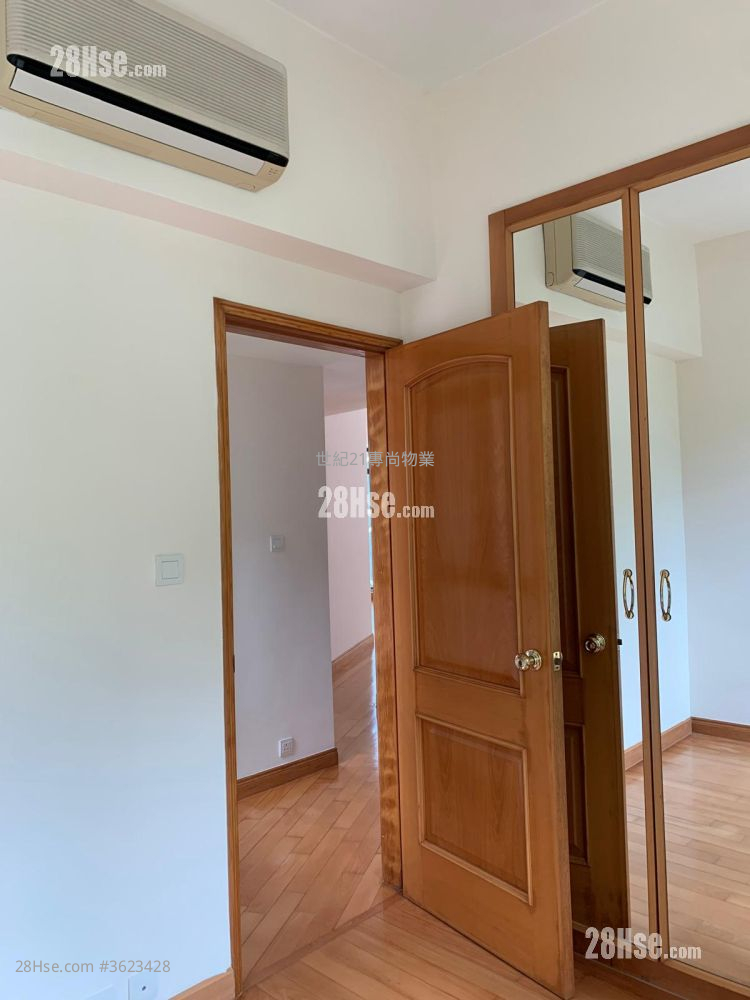 宝云山庄 售盘 1,266 平方尺 ( 117.6 平方米 ) 宝云山庄 售盘 1,266 平方尺 ( 117.6 平方米 )