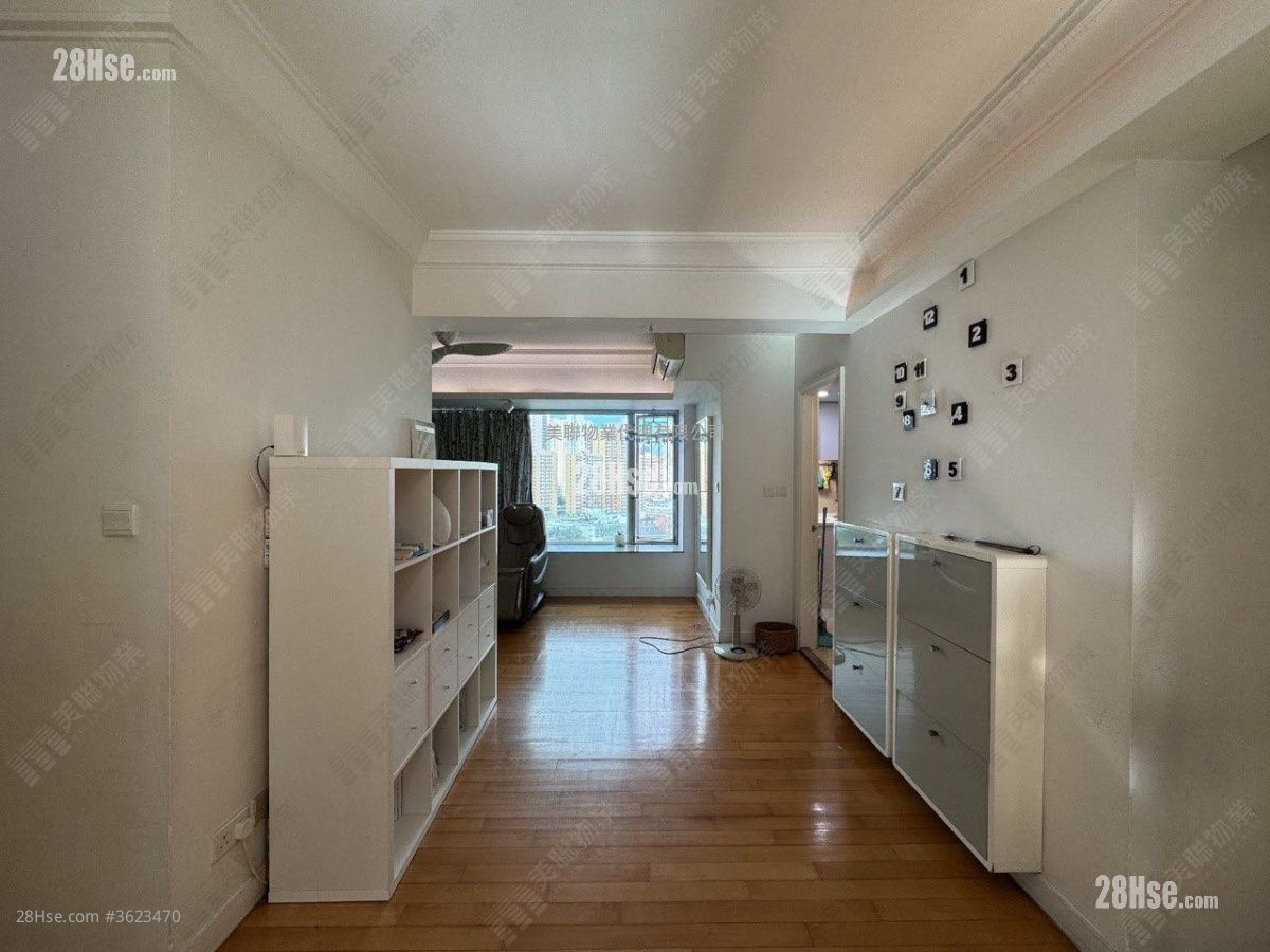 宇晴轩 售盘 4 房 921 平方尺 ( 85.6 平方米 ) 宇晴轩 售盘 4 房 921 平方尺 ( 85.6 平方米 )