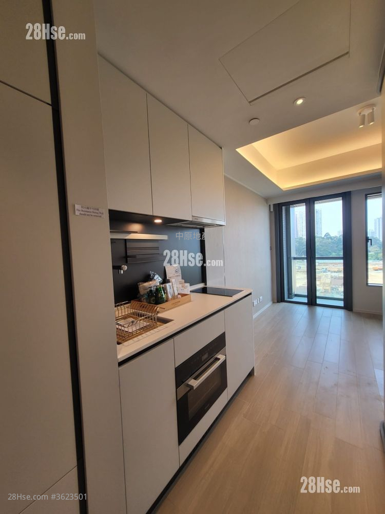 One Innovale Sell Studio , 1 Bathroom 209 ft² ( 19.4 m² ) One Innovale Sell Studio , 1 Bathroom 209 ft² ( 19.4 m² )