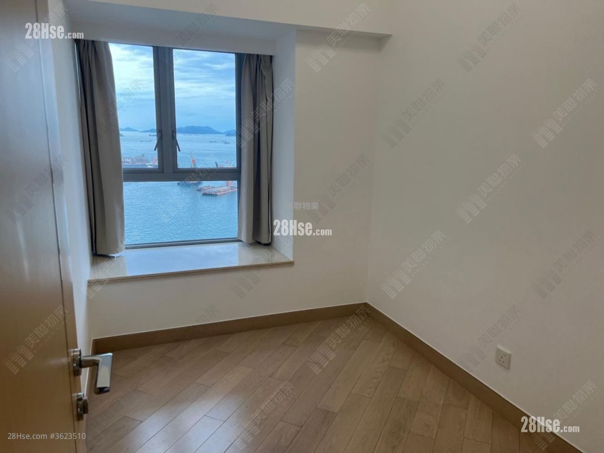 Imperial Cullinan Sell 4 Bedrooms , 4 Bathrooms 1,164 ft² ( 108.1 m² ) Imperial Cullinan Sell 4 Bedrooms , 4 Bathrooms 1,164 ft² ( 108.1 m² )