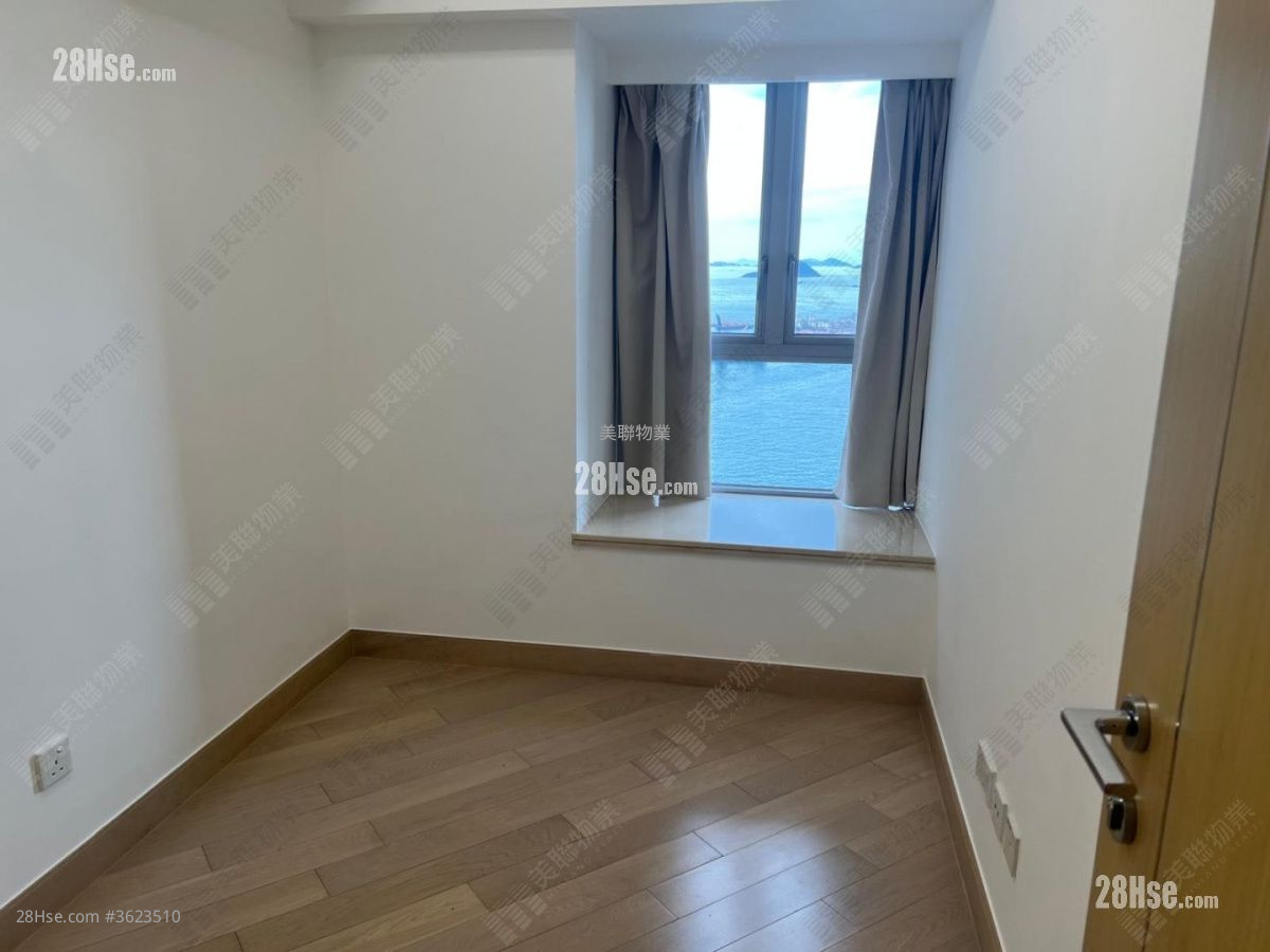 Imperial Cullinan Sell 4 Bedrooms , 4 Bathrooms 1,164 ft² ( 108.1 m² ) Imperial Cullinan Sell 4 Bedrooms , 4 Bathrooms 1,164 ft² ( 108.1 m² )