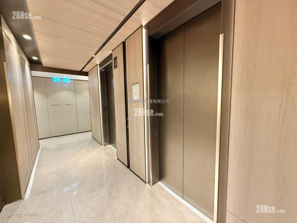 Villa Garda Iii Rental 1 Bedroom , 1 Bathroom 340 ft² ( 31.6 m² ) Villa Garda Iii Rental 1 Bedroom , 1 Bathroom 340 ft² ( 31.6 m² )