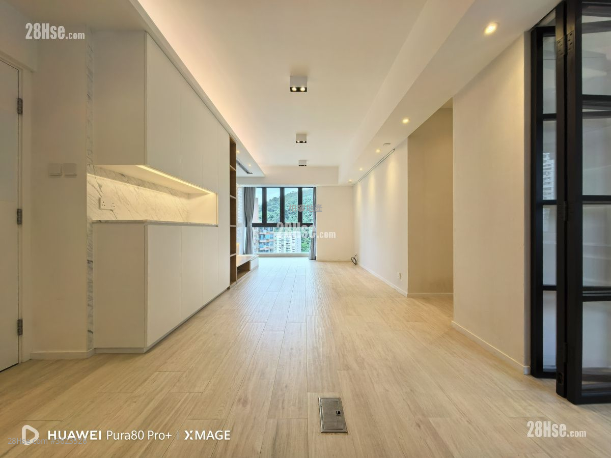 Yukon Heights Rental 3 Bedrooms , 2 Bathrooms 1,001 ft² ( 93.0 m² ) Yukon Heights Rental 3 Bedrooms , 2 Bathrooms 1,001 ft² ( 93.0 m² )