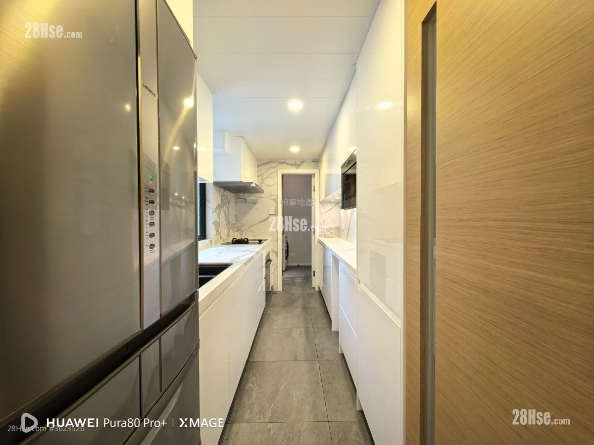 Yukon Heights Rental 3 Bedrooms , 2 Bathrooms 1,001 ft² ( 93.0 m² ) Yukon Heights Rental 3 Bedrooms , 2 Bathrooms 1,001 ft² ( 93.0 m² )