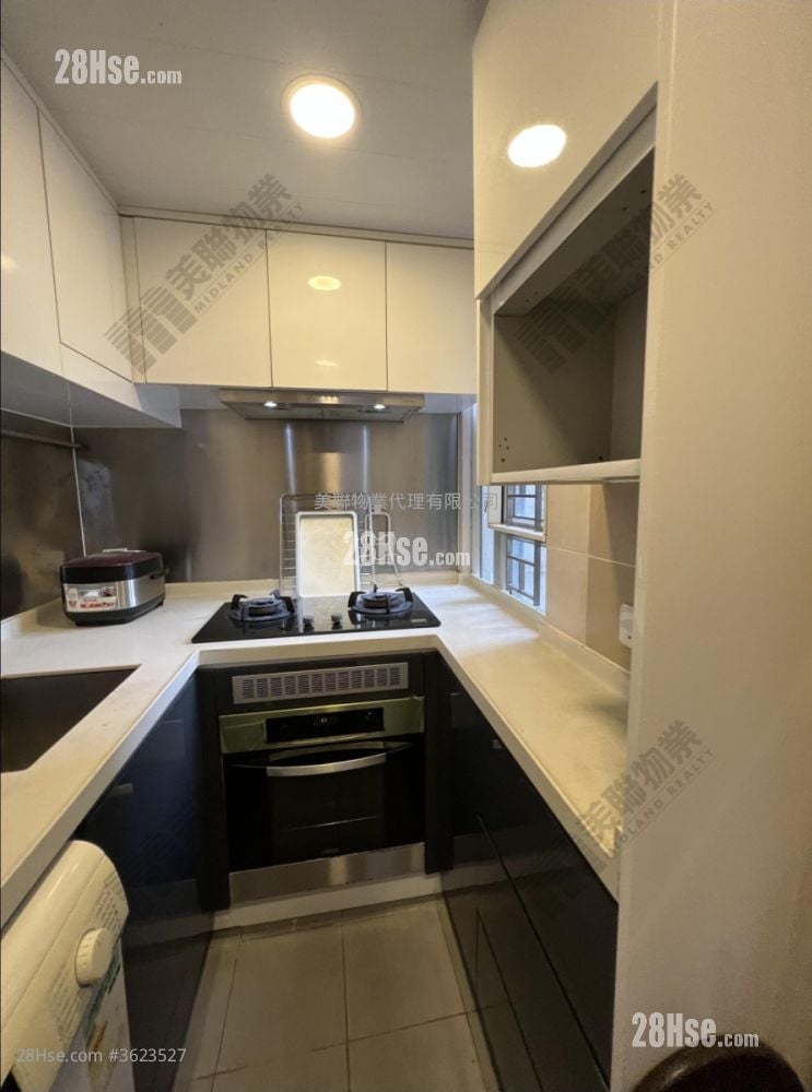 Ching Chun Court Sell 2 Bedrooms , 1 Bathroom 436 ft² ( 40.5 m² ) Ching Chun Court Sell 2 Bedrooms , 1 Bathroom 436 ft² ( 40.5 m² )