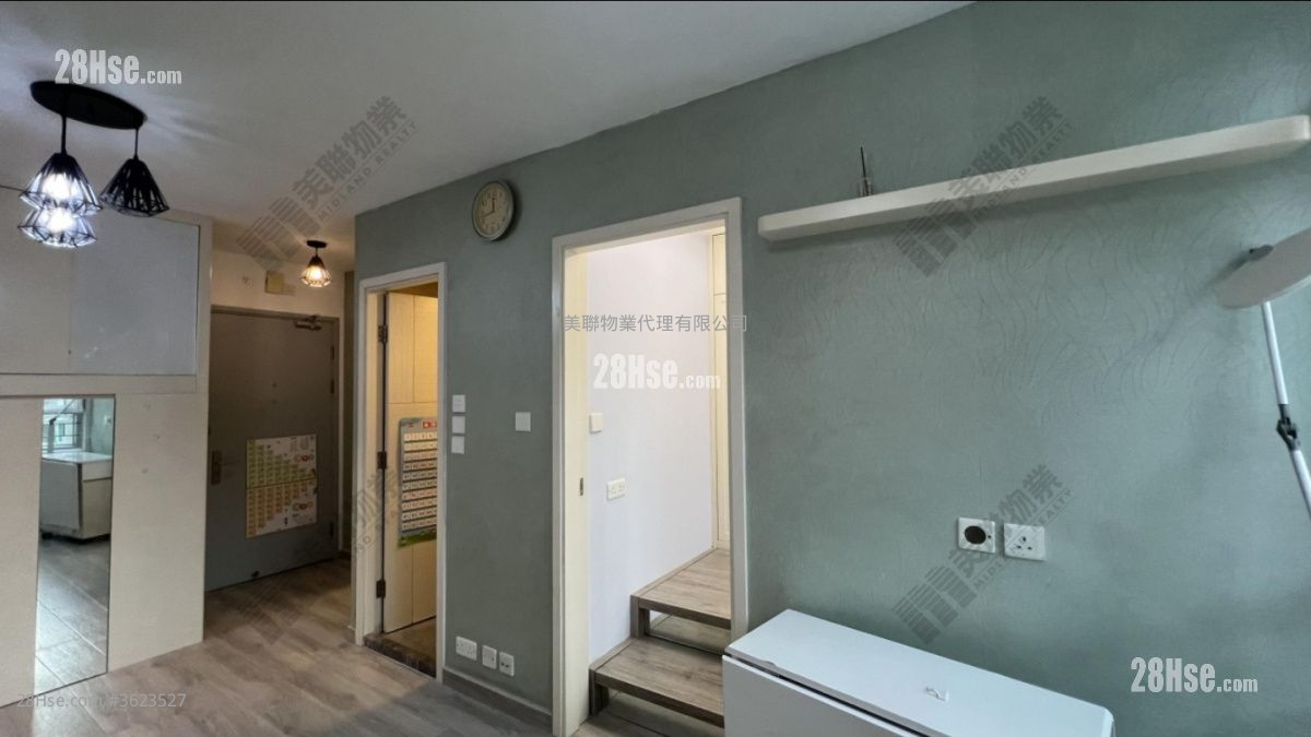 Ching Chun Court Sell 2 Bedrooms , 1 Bathroom 436 ft² ( 40.5 m² ) Ching Chun Court Sell 2 Bedrooms , 1 Bathroom 436 ft² ( 40.5 m² )