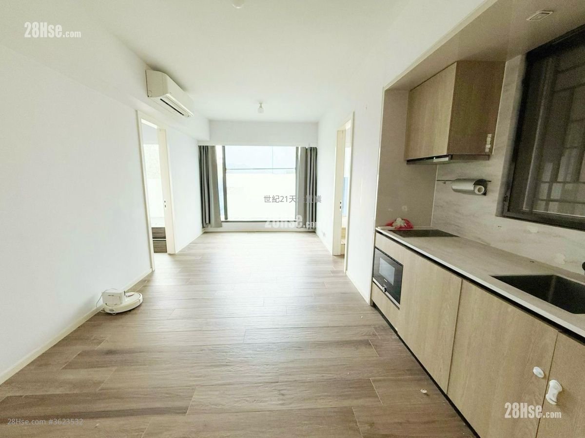 The Carmel Sell 2 Bedrooms , 2 Bathrooms 587 ft² ( 54.5 m² )