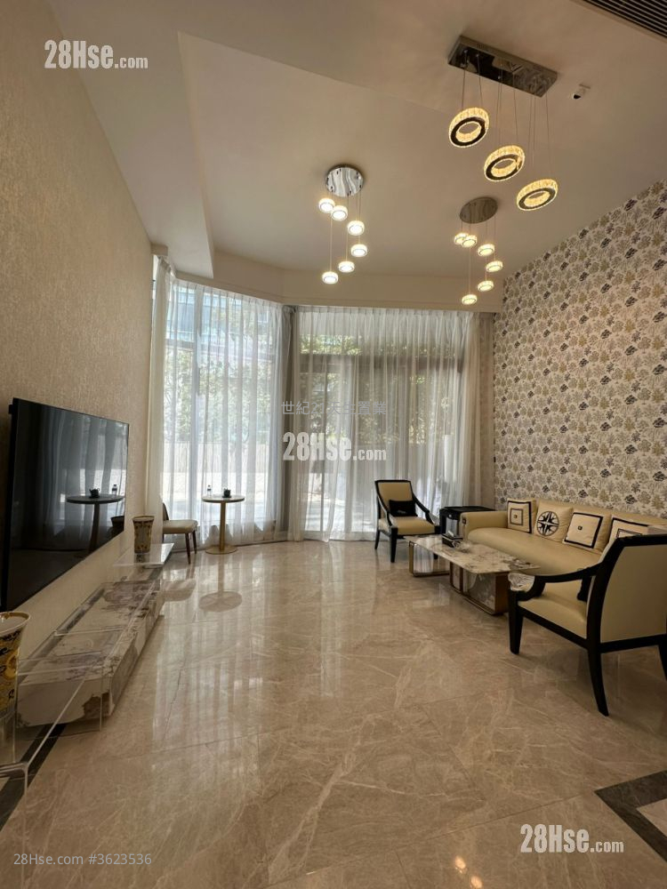 Le Point Sell 5+ Bedrooms , 5+ Bathrooms 2,707 ft² ( 251.5 m² ) Le Point Sell 5+ Bedrooms , 5+ Bathrooms 2,707 ft² ( 251.5 m² )