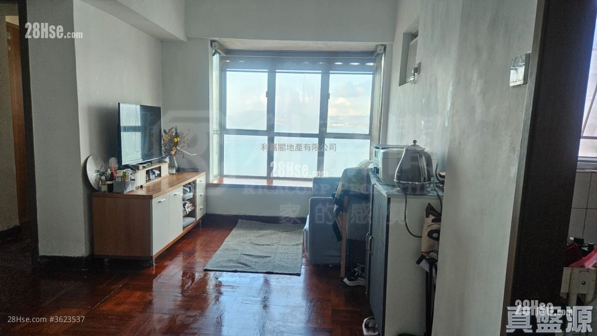 Lung Cheung Garden Sell 2 Bedrooms 369 ft² ( 34.3 m² ) Lung Cheung Garden Sell 2 Bedrooms 369 ft² ( 34.3 m² )