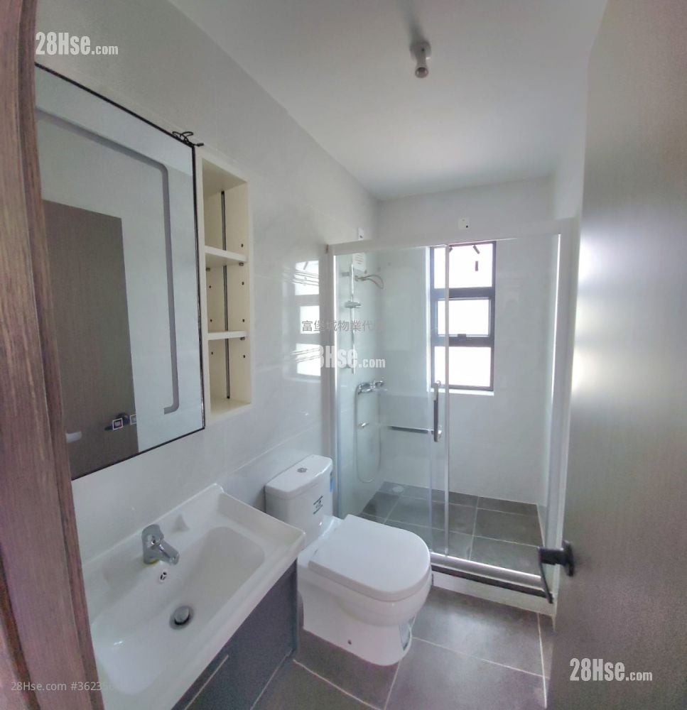 大蓝寮 售盘 3 房 , 2 浴室 640 平方尺 ( 59.5 平方米 ) 大蓝寮 售盘 3 房 , 2 浴室 640 平方尺 ( 59.5 平方米 )