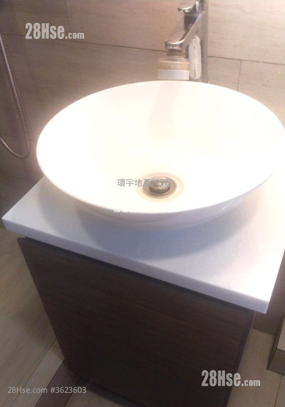 景峰花园 租盘 2 房 , 1 浴室 409 平方尺 ( 38.0 平方米 ) 景峰花园 租盘 2 房 , 1 浴室 409 平方尺 ( 38.0 平方米 )