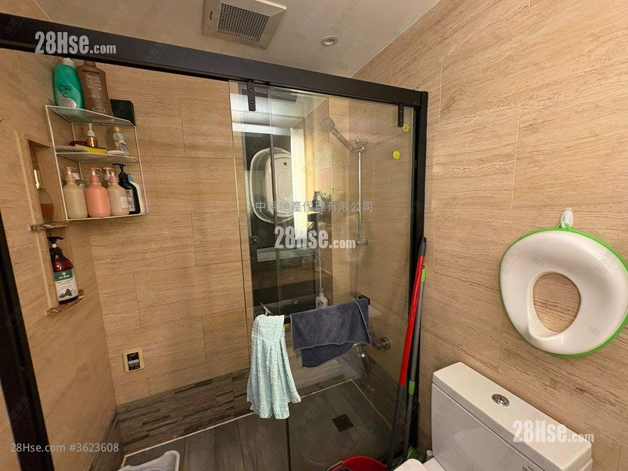 御龙山 售盘 2 房 , 1 浴室 563 平方尺 ( 52.3 平方米 ) 御龙山 售盘 2 房 , 1 浴室 563 平方尺 ( 52.3 平方米 )