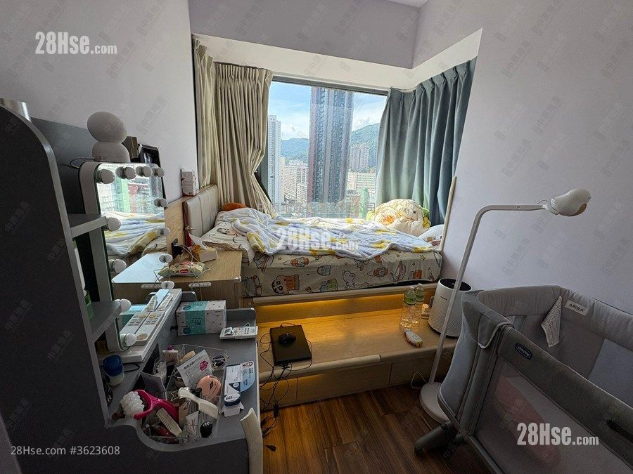 御龙山 售盘 2 房 , 1 浴室 563 平方尺 ( 52.3 平方米 ) 御龙山 售盘 2 房 , 1 浴室 563 平方尺 ( 52.3 平方米 )