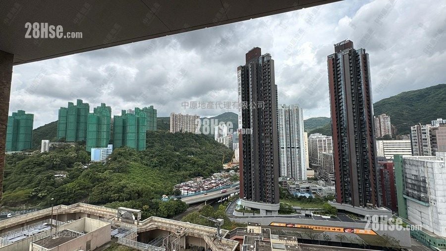 御龙山 售盘 2 房 , 1 浴室 563 平方尺 ( 52.3 平方米 ) 御龙山 售盘 2 房 , 1 浴室 563 平方尺 ( 52.3 平方米 )