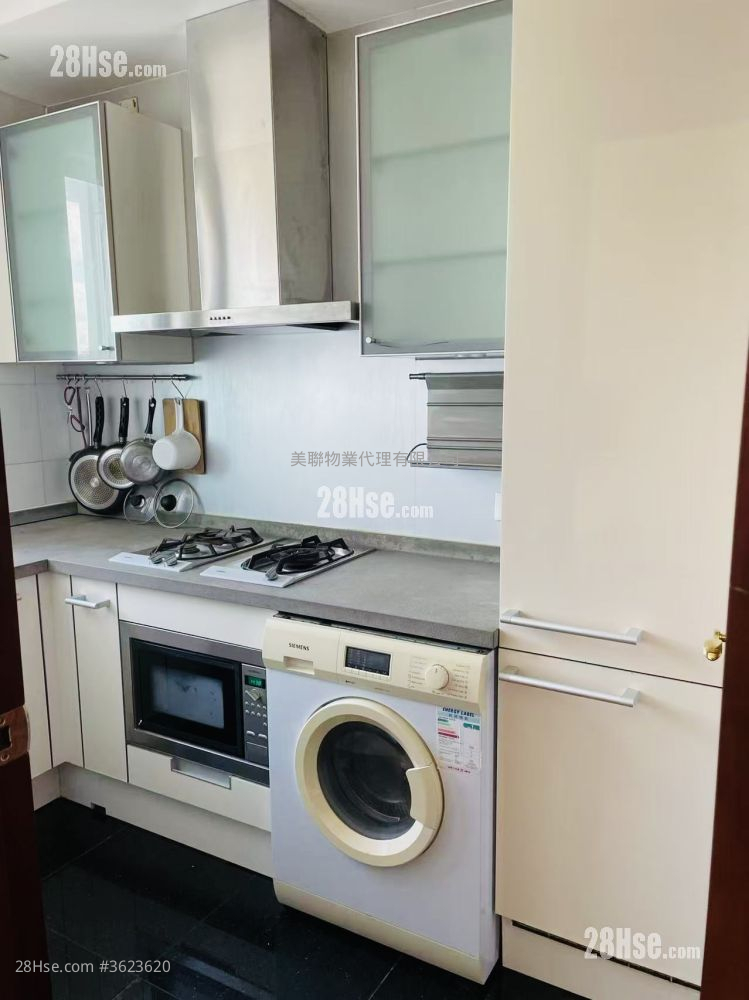 一号银海 租盘 3 房 , 2 浴室 665 平方尺 ( 61.8 平方米 ) 一号银海 租盘 3 房 , 2 浴室 665 平方尺 ( 61.8 平方米 )