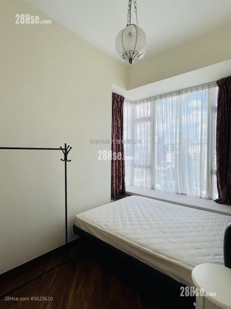 一号银海 租盘 3 房 , 2 浴室 665 平方尺 ( 61.8 平方米 ) 一号银海 租盘 3 房 , 2 浴室 665 平方尺 ( 61.8 平方米 )