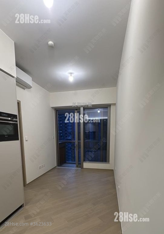 凯柏峰 III 租盘 340 平方尺 ( 31.6 平方米 )