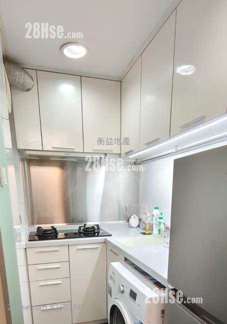 康华大厦 租盘 2 房 , 1 浴室 325 平方尺 ( 30.2 平方米 )