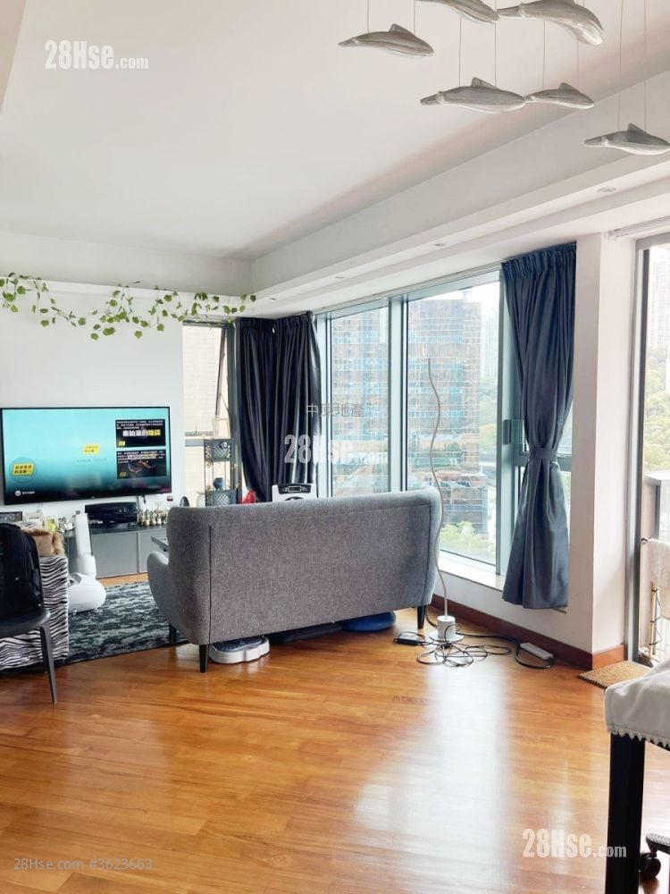 御龙山 售盘 3 房 , 3 浴室 893 平方尺 ( 83.0 平方米 ) 御龙山 售盘 3 房 , 3 浴室 893 平方尺 ( 83.0 平方米 )