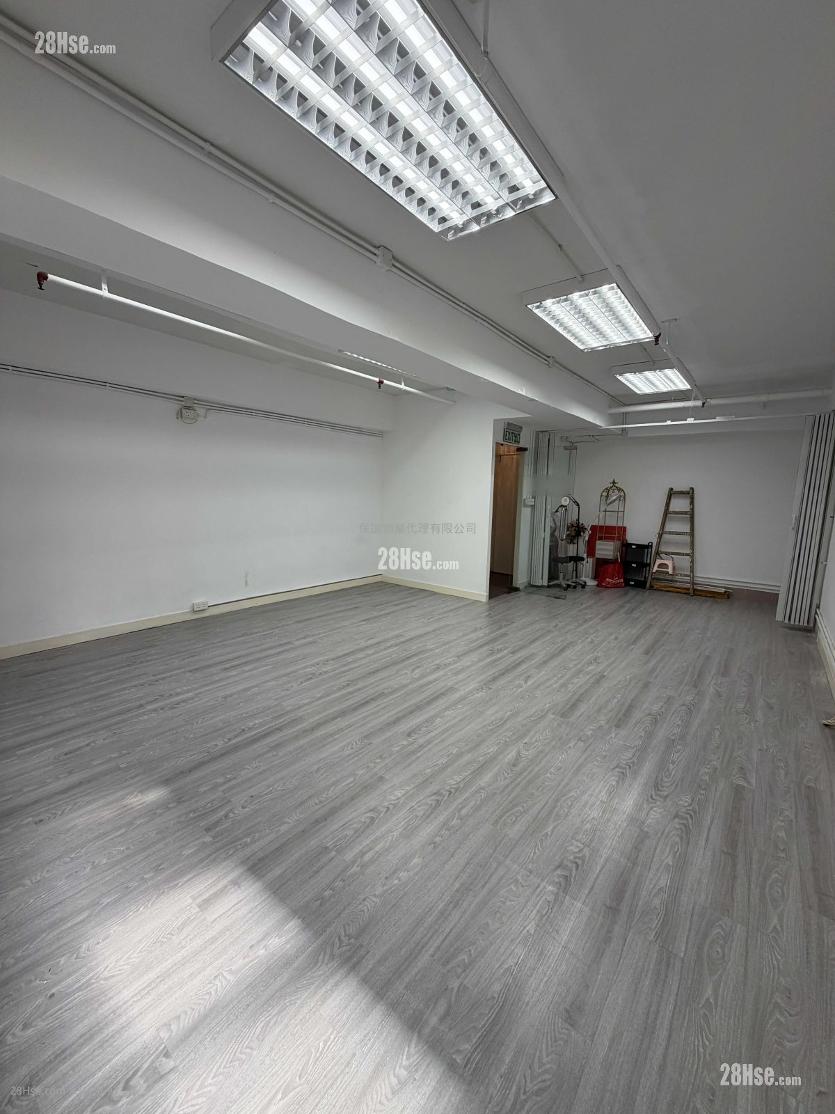 成业工业大厦 租盘 1 厕所 成业工业大厦 租盘 1 厕所