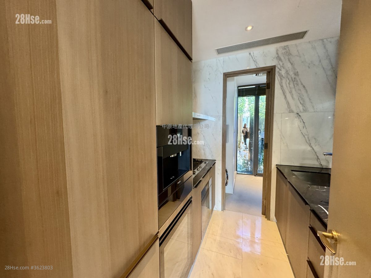 澐沣 售盘 4 房 1,976 平方尺 ( 183.6 平方米 ) 澐沣 售盘 4 房 1,976 平方尺 ( 183.6 平方米 )