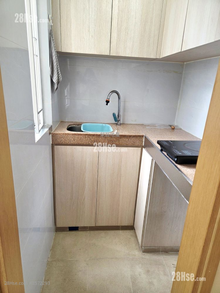 丽宝大厦 租盘 开放式间隔 , 1 浴室 248 平方尺 ( 23.0 平方米 )