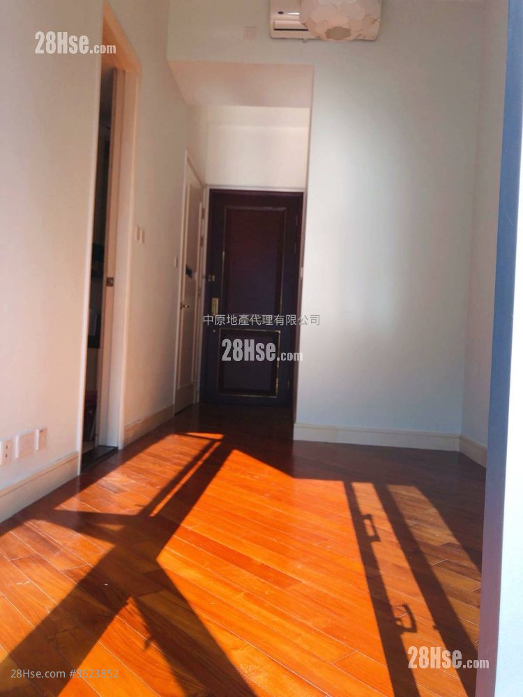 御汇 售盘 1 房 297 平方尺 ( 27.6 平方米 ) 御汇 售盘 1 房 297 平方尺 ( 27.6 平方米 )