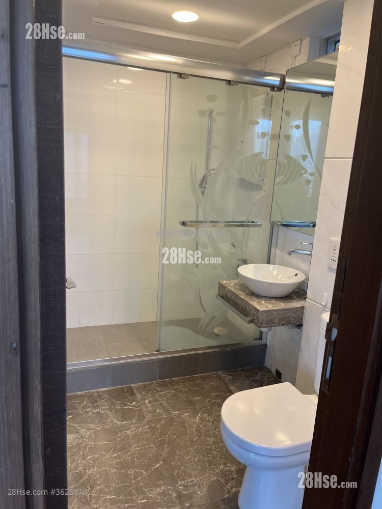 豪门 租盘 2 房 , 1 浴室 541 平方尺 ( 50.3 平方米 ) 豪门 租盘 2 房 , 1 浴室 541 平方尺 ( 50.3 平方米 )