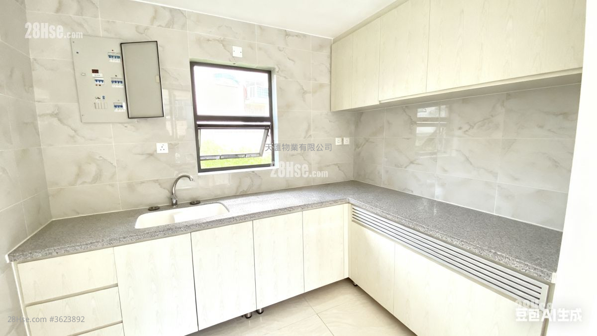 村屋 售盘 2 房 , 1 浴室 450 平方尺 ( 41.8 平方米 ) 村屋 售盘 2 房 , 1 浴室 450 平方尺 ( 41.8 平方米 )