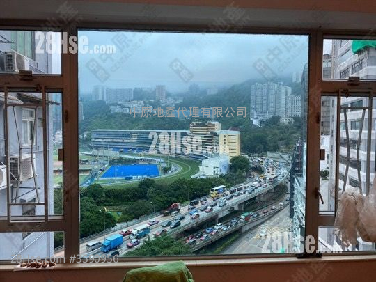 愉景楼 售盘 3 房 , 1 浴室 762 平方尺 ( 70.8 平方米 )