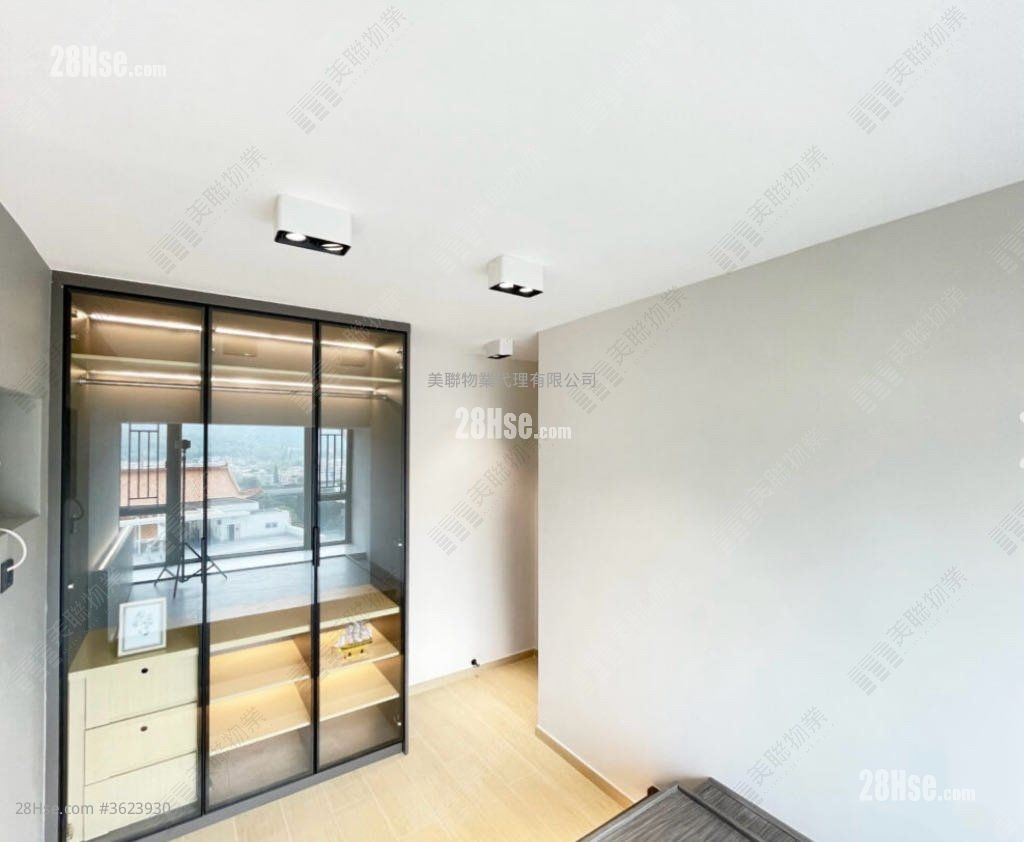 豫丰花园 售盘 3 房 568 平方尺 ( 52.8 平方米 ) 豫丰花园 售盘 3 房 568 平方尺 ( 52.8 平方米 )