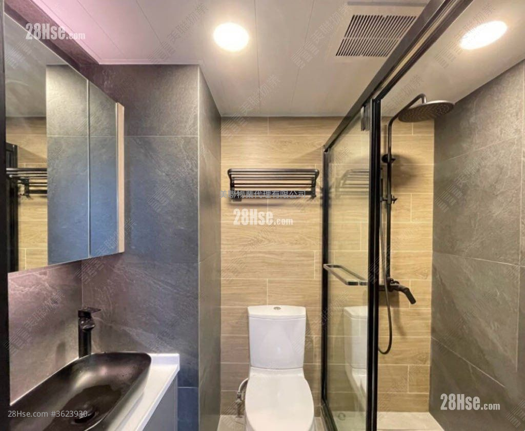 豫丰花园 售盘 3 房 568 平方尺 ( 52.8 平方米 ) 豫丰花园 售盘 3 房 568 平方尺 ( 52.8 平方米 )