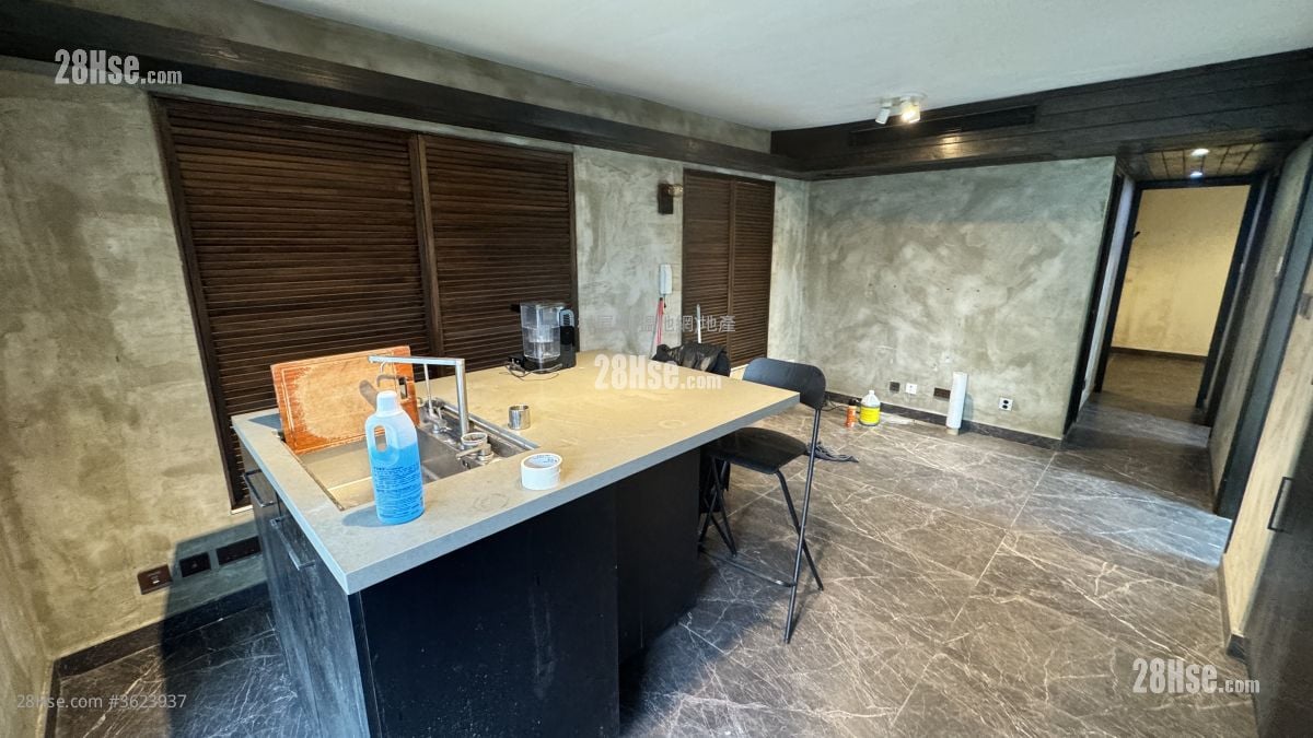 村屋 租盘 3 房 , 2 浴室