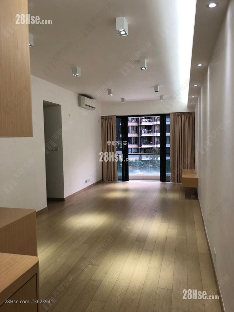 Dragons Range Sell 3 Bedrooms , 2 Bathrooms 977 ft² ( 90.8 m² )